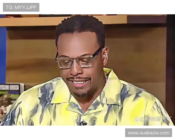 女主持与皮尔斯默契配合皮尔斯直言不想与他人合作播客 女主持与皮尔斯默契配合皮尔斯直言不想与他人合作播客